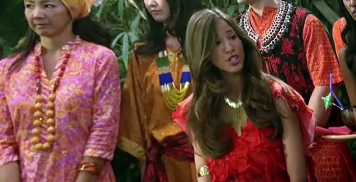 Pair of Kings S01 E10