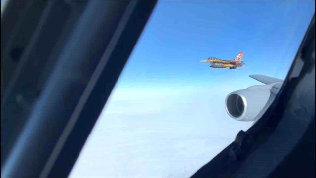 MSB NATO Entegre Hava Füze Savunması faaliyetinde görev yapan uçakların görüntülerini paylaştı