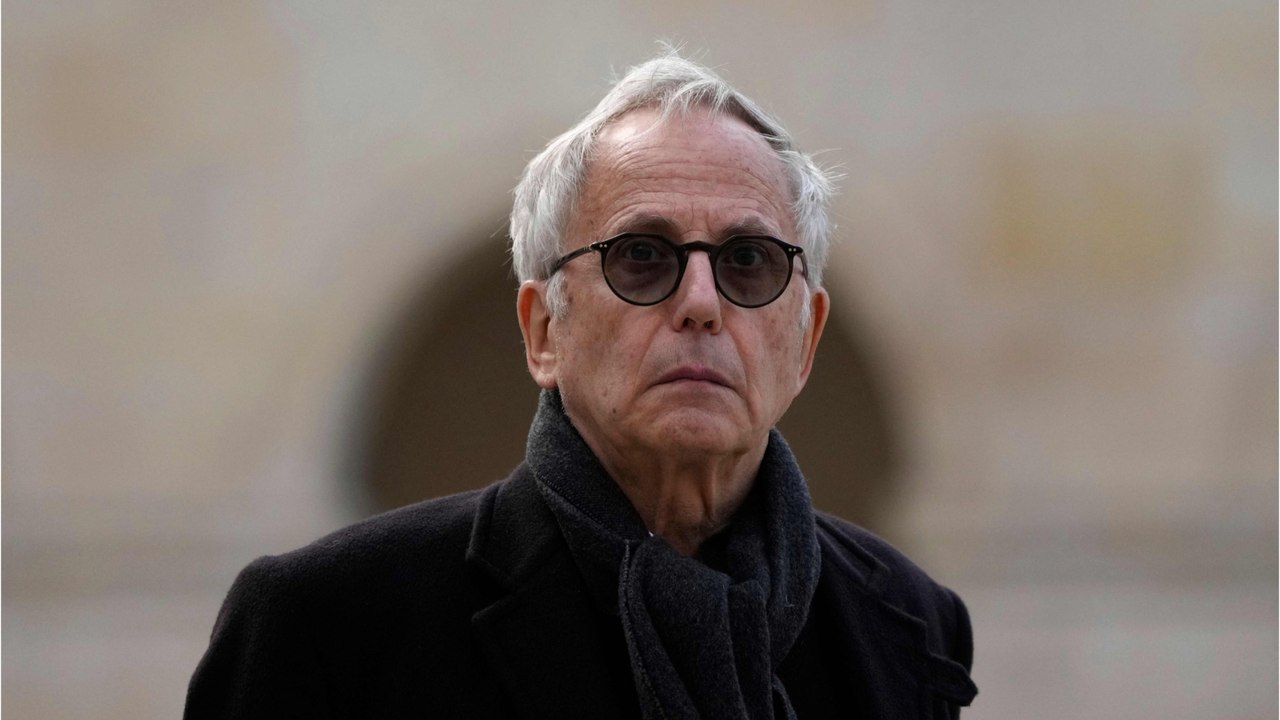 VOICI : "Je ne vais pas assez bien" : Fabrice Luchini pas "heureux", il fait de tristes confidences