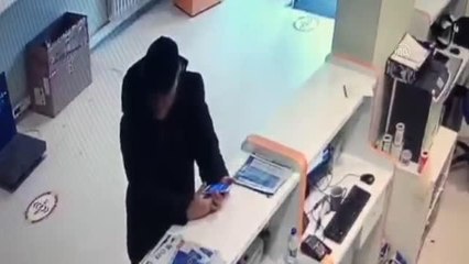 İstanbul'da sahte internet sitesi üzerinden dolandırıcılık yapan şüpheli tutuklandı