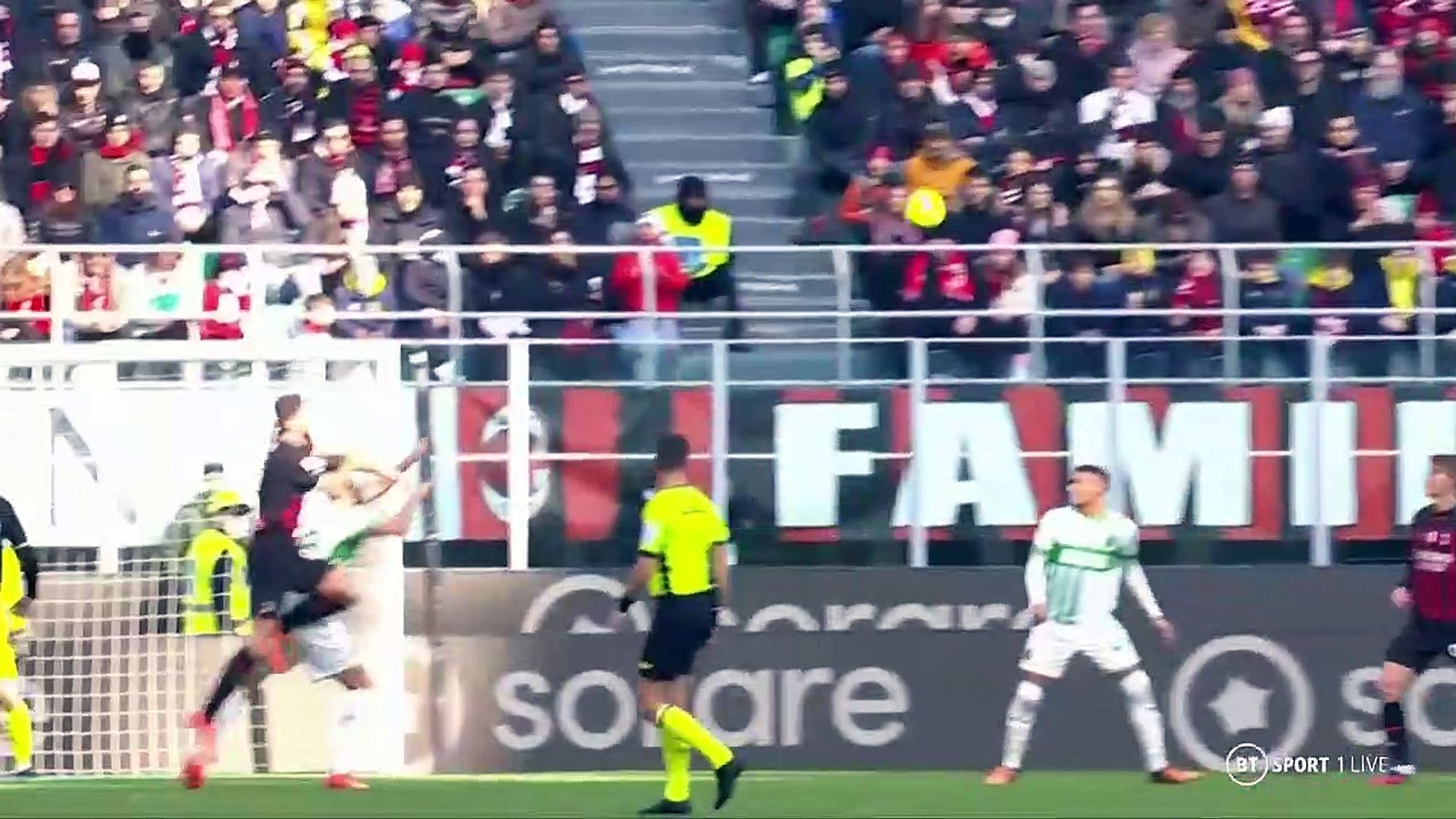 AC Milan vs Sassuolo Extended Highlights - video
