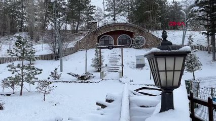 SİVAS'TA 105 YERLEŞİM YERİNİN YOLU KARDAN KAPANDI