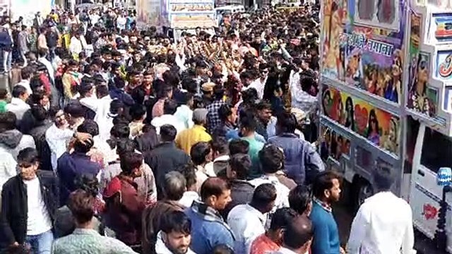 जयकारों से गूंजी छोटीकाशी,सड़कों पर दिखा धर्म का रैला