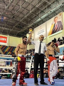 Emre Karaca Türkiye Açık Kick Boks Turnuvası'na damgasını vurdu
