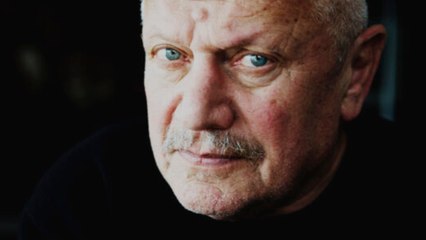 Entrevistamos a Steven Berkoff quien presenta la obra teatral "Decadencia"