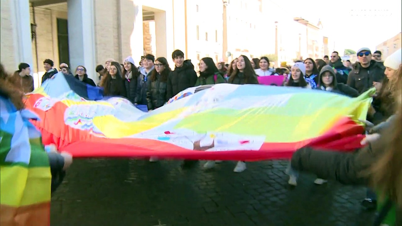 Eskalation im Nahen Osten: Papst Franziskus fordert Ende der Gewalt