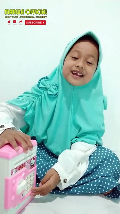 Learn how to save money at Hello Kitty Bank ATM♥ So much fun!!! SAVING Toys  Kids Piggy Bank  HELLO KITTY Toys  Let's Play  Marwa Official 