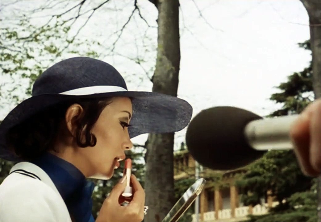 Confessions Among Actresses | movie | 1971 | Official Trailer