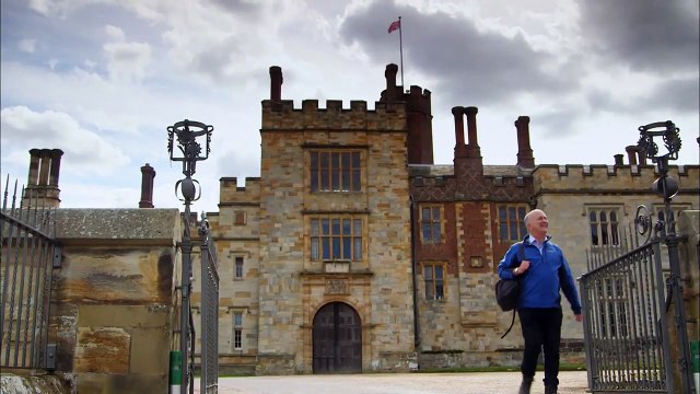 Walking Through History | show | 2013 | Official Trailer