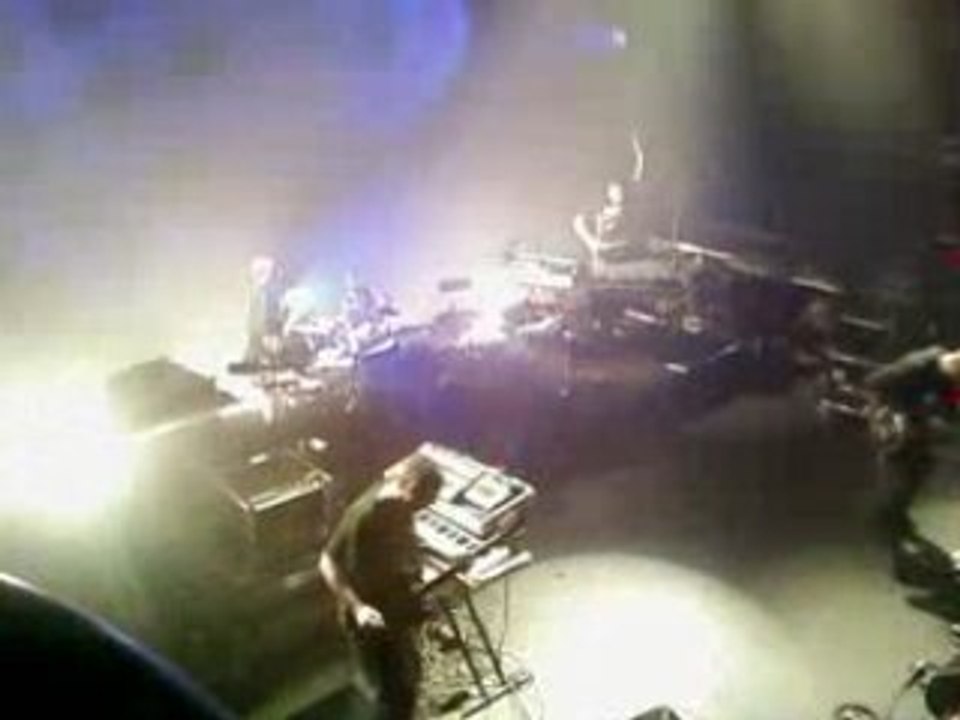 EZ3kiel La Cigale 18.03.08 - Via continum