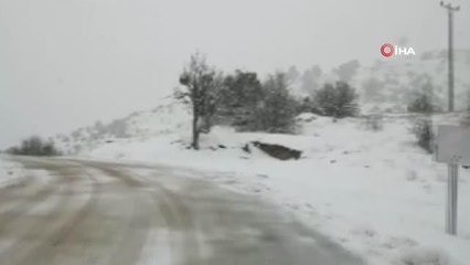 Kızılcahamam ve Çubuk'ta kar yağışı etkili oldu