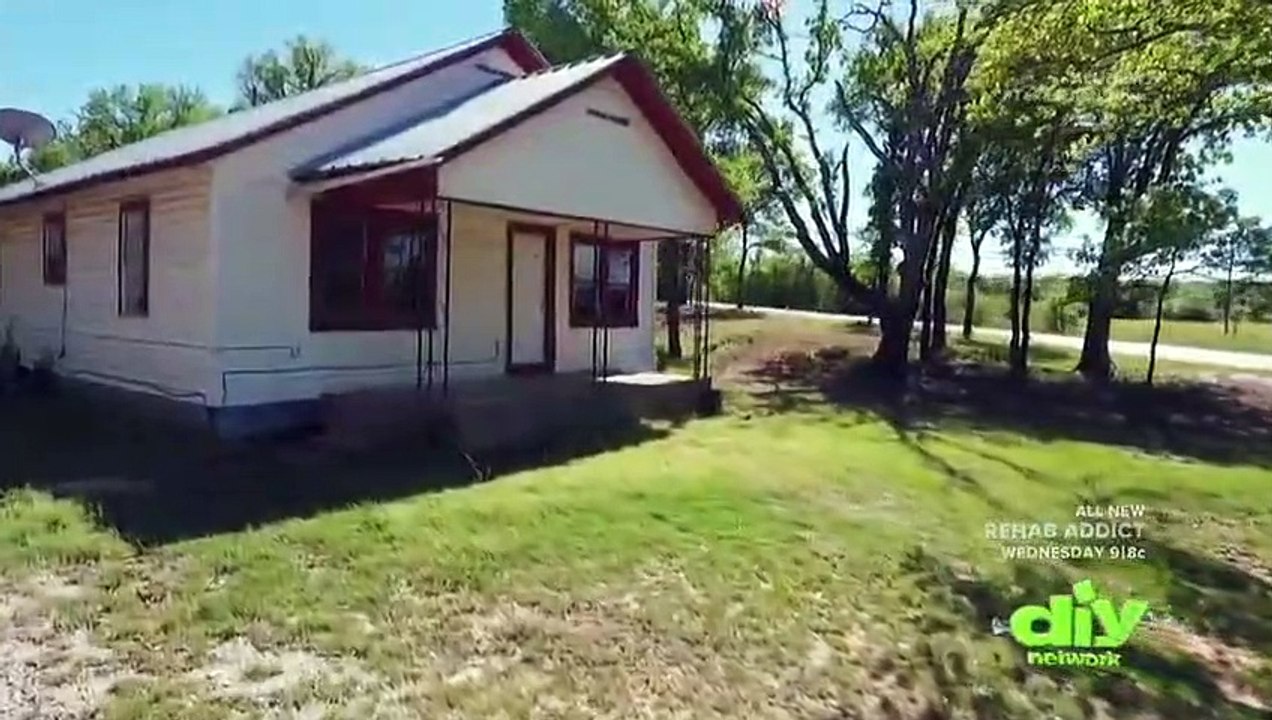 Texas Flip and Move - Se7 - Ep03 - Casey and Catrina's Door Debate HD Watch