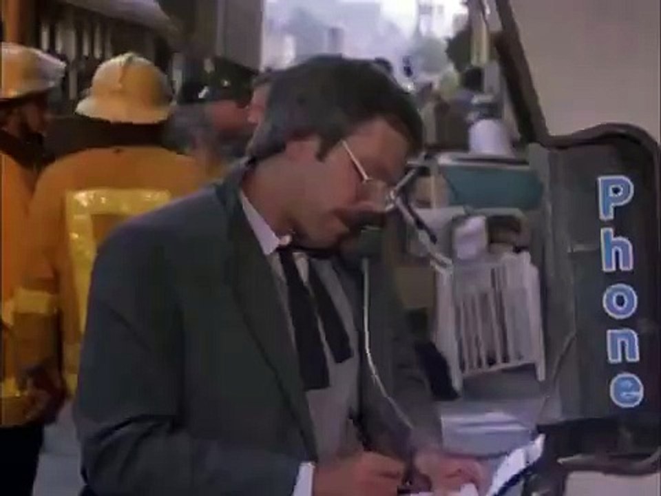 Hill Street Blues - Se4 - Ep12 - Nichols from Heaven HD Watch