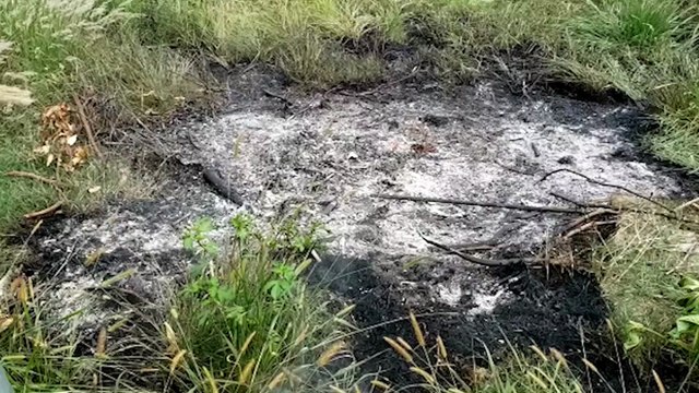 Bombeiros combatem incêndio na Avenida Rocha Pombo, em Cascavel