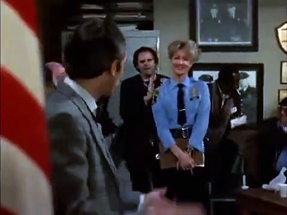 Hill Street Blues - Se4 - Ep16 - Parting is Such Sweep Sorrow HD Watch