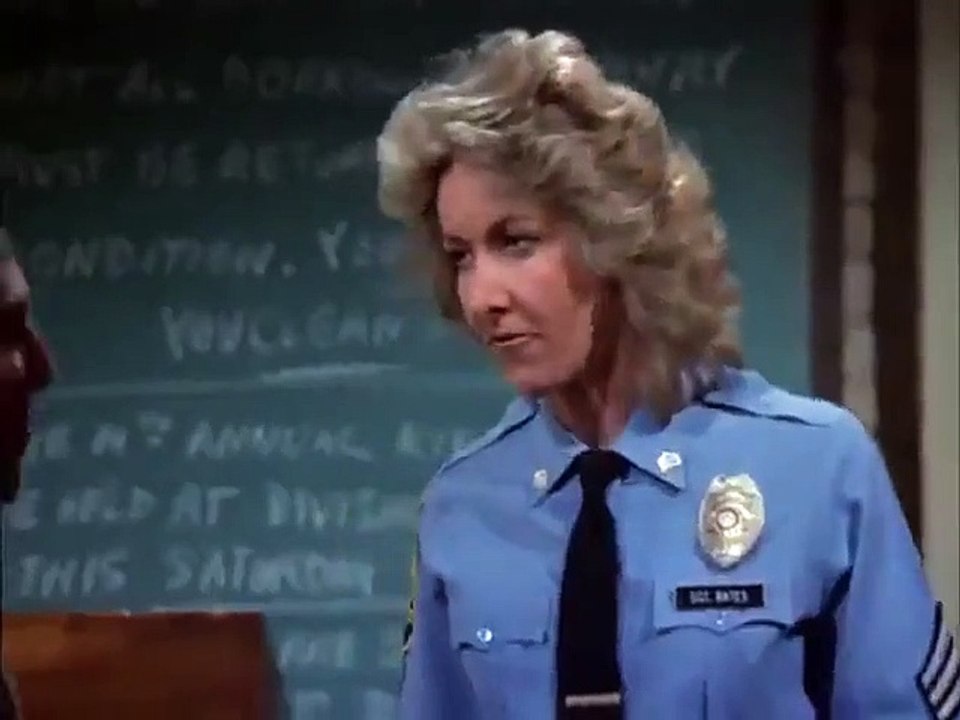 Hill Street Blues - Se4 - Ep20 - Hair Apparent HD Watch