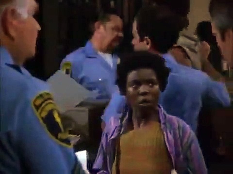 Hill Street Blues - Se5 - Ep01 - Mayo, Hold the Pickle HD Watch