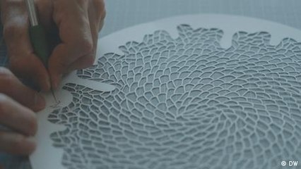 Kunst gegen den Klimawandel: Scherenschnitt-Korallenriffe retten 🐠