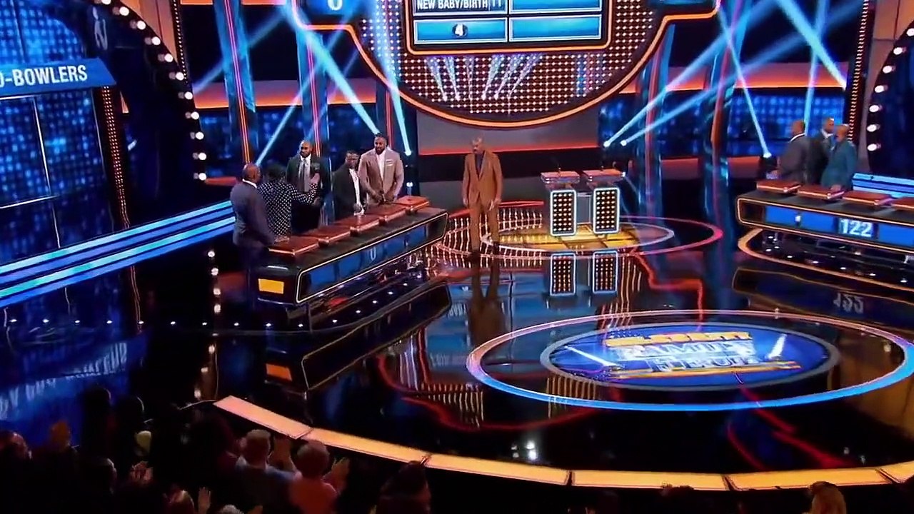 Celebrity Family Feud - Se7 - Ep09 - NFLPA Legends vs. NFLPA Pro-Bowlers and Macklemore vs. Lil Yachty HD Watch