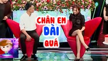 Cô nàng CHÂN DÀI MIÊN MAN mặt đẹp khiến bạn trai MÊ SAY liền sấn sổ tới muốn hôn ngay dắt về nhà