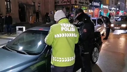 Aksaray'da Çevik Kuvvetten 'şok' denetim