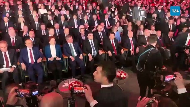 'Mutabakat metni açıklanıyor, gözler Altılı Masa'da