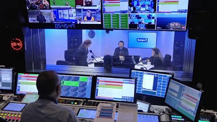 Скачать видео: EXCLU EUROPE 1 - Education : 64% des Français trouvent que l'école fonctionne mal, selon un sondage Ifop