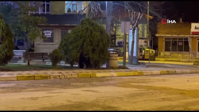 Fünye ile imha edilen çantadan turşu bidonu çıktı