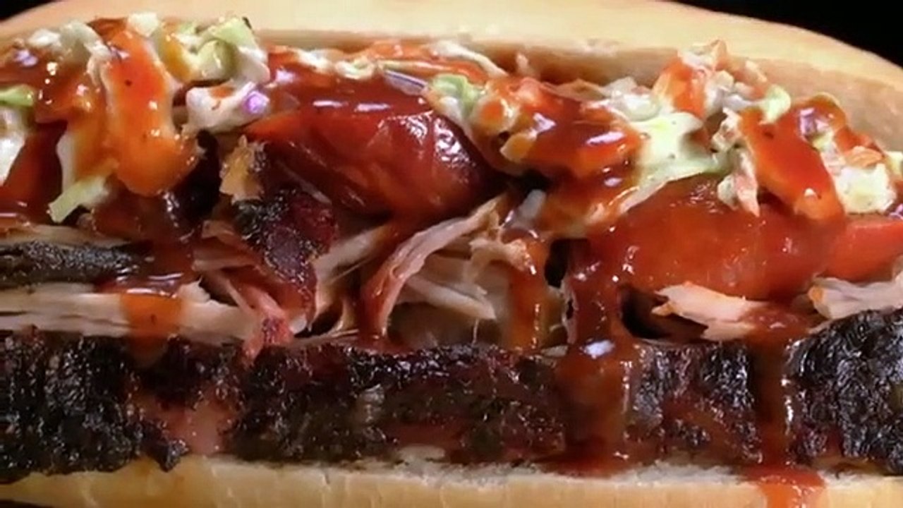 Burgers, Brew $$ 'Que - Se6 - Ep04 - Barbecue Boss of All Sandwiches HD Watch