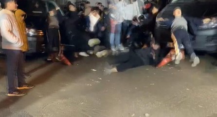 Minibüs asker eğlencesindekilere çarptı: Ölü ve yaralılar var