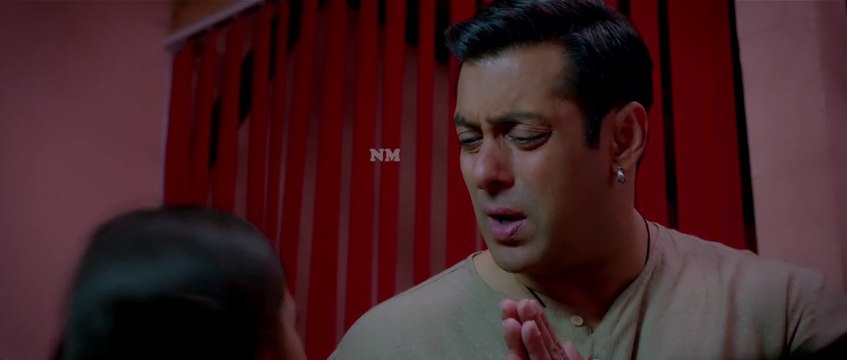 जब से तू हमें मिली है हमारे जीवन में बस गदबद ही हो रहा है.... अब तो छोड़ दे हमें हम तुम्हारे आगे हाथ जोड़ते है......