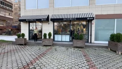 Kendisi için yapmaya başladığı takılar 24 ülkede alıcı buluyor