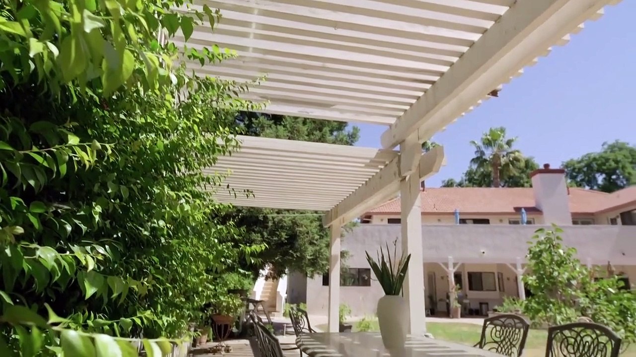 A Time to Kill - Se2 - Ep01 - A Bomb In Broad Daylight HD Watch