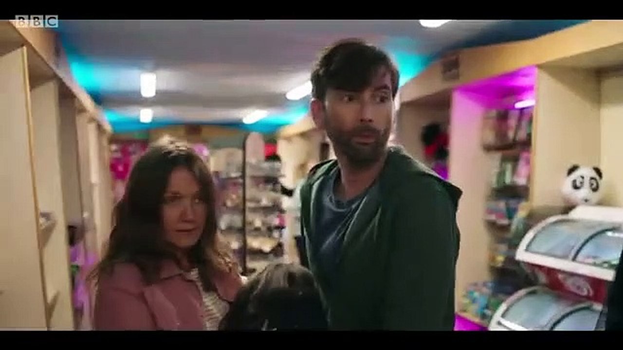 There She Goes - Se2 - Ep04 HD Watch