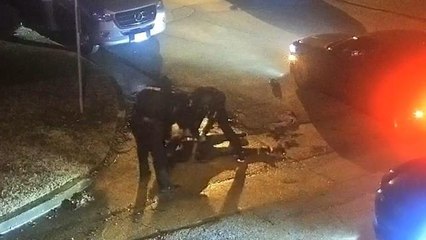 ABD'nin Memphis Kentinde Protestocular Polis Şiddetine Karşı "Bu Sisteme Yazıklar Olsun" Diye Haykırdı