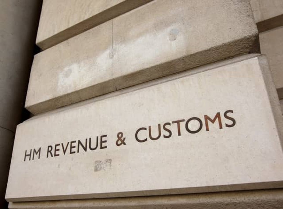 Self-assessment tax deadline - when is the deadline? How do I file it online