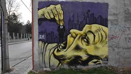 Güzel sanatlar öğrencisi duvarları tabloya dönüştürüyor