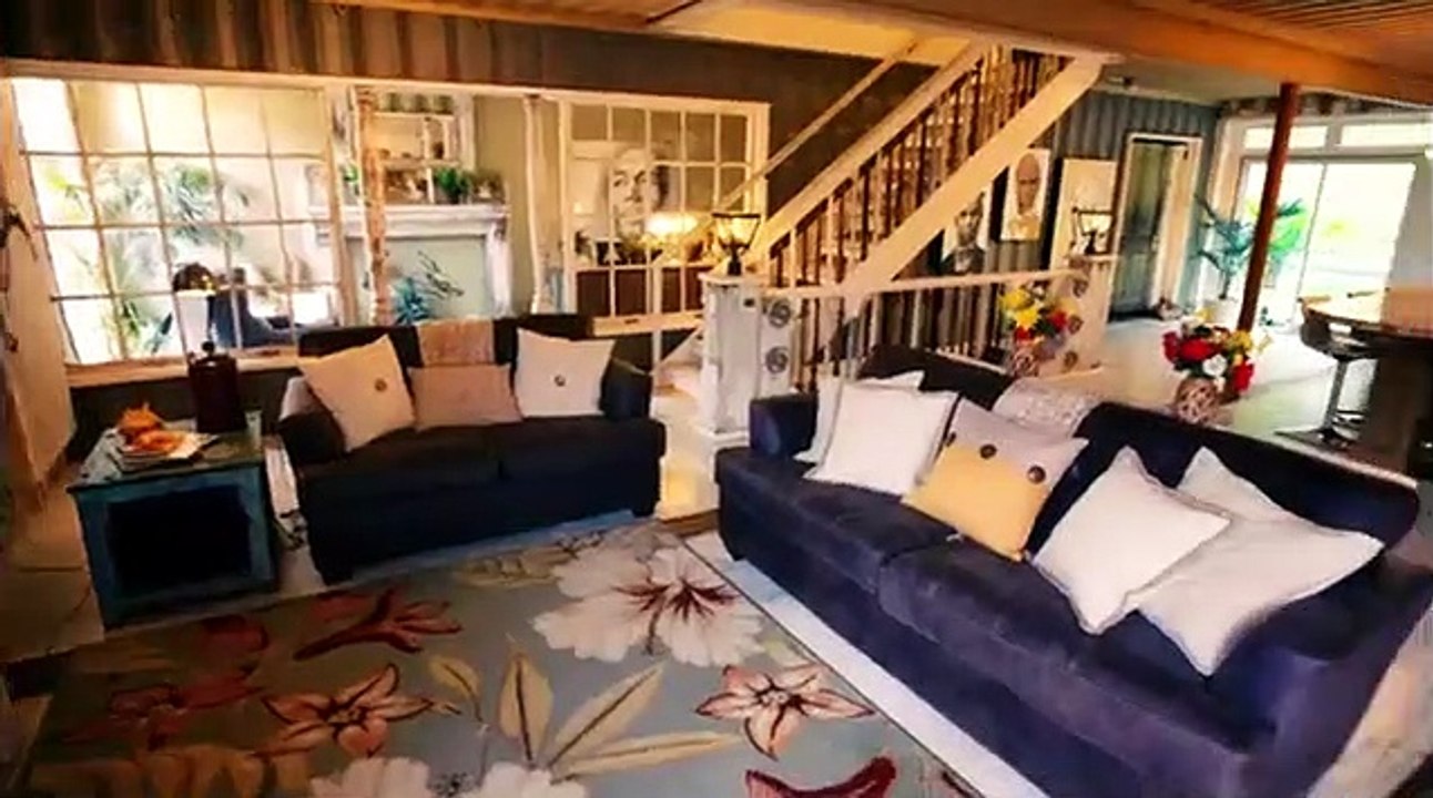 Amazing Interiors - Se1 - Ep03 - Circus House, Recycled House, Sci-Fi Museum HD Watch