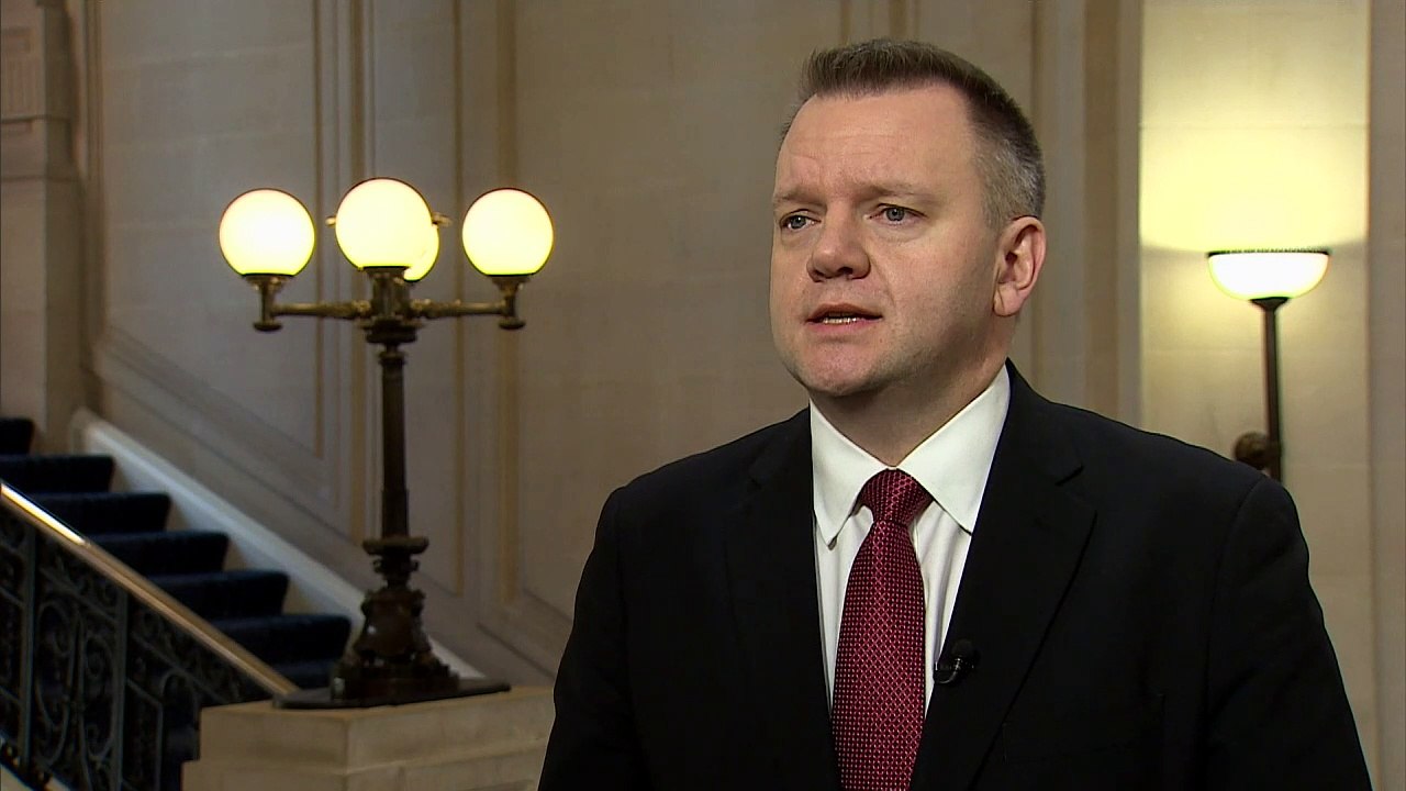 Labour likens the Tories to arsonists in attempt to fix NHS