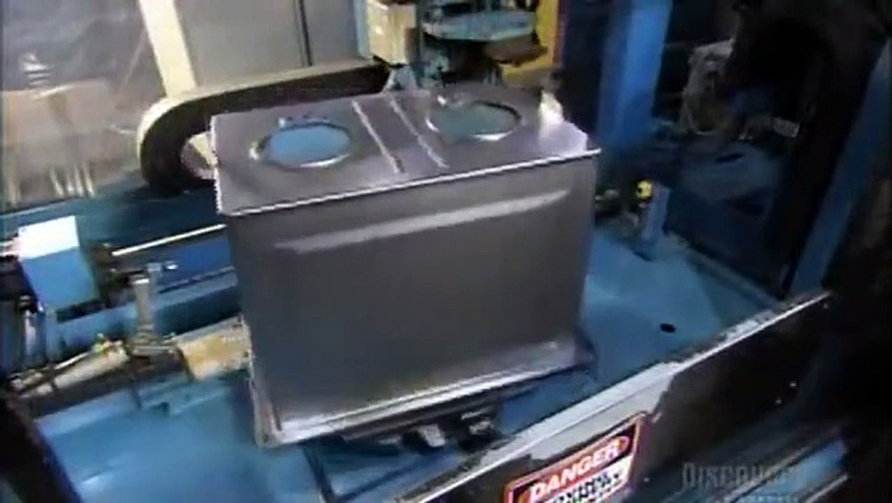 How It's Made - Se9 - Ep04 HD Watch