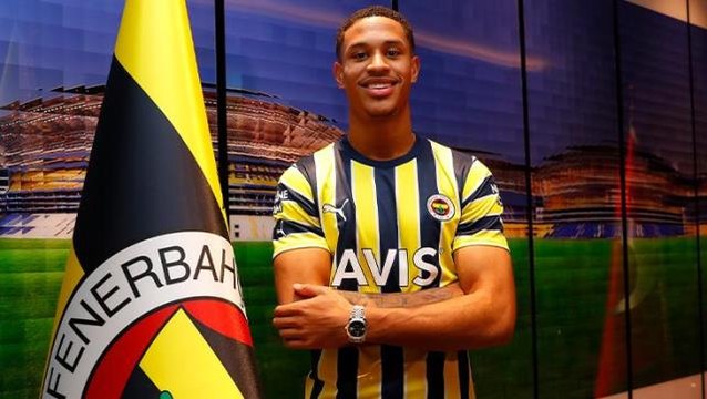 Son Dakika: Jayden Oosterwolde resmen Fenerbahçe'de! İşte Parma'ya ödenen bonservis