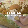 Flautas con salsa verde mexicana