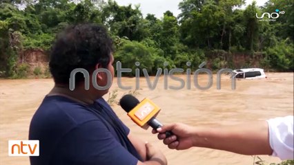 Pobladores ayudaron a la familia afectada por el turbión del Río Piraí