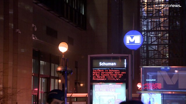 Нападение с ножом на станции метро Шуман в Брюсселе. Трое раненых