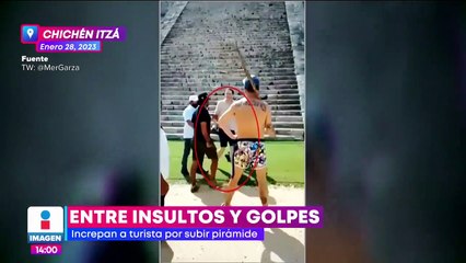 Increpan a turista por subir la pirámide de Kukulcán