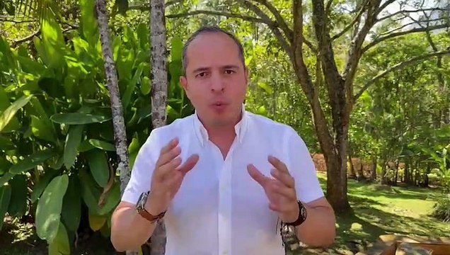 Congresista Juan Espinal exigió la renuncia de la ministra Irene Vélez
