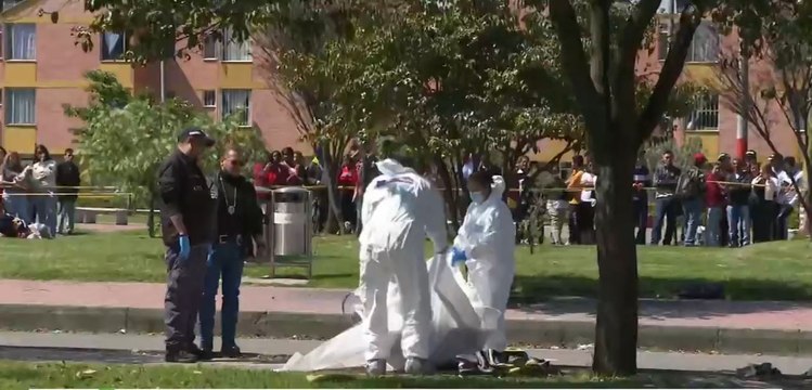 Macabro hallazgo de dos cadáveres embolsados en Kennedy