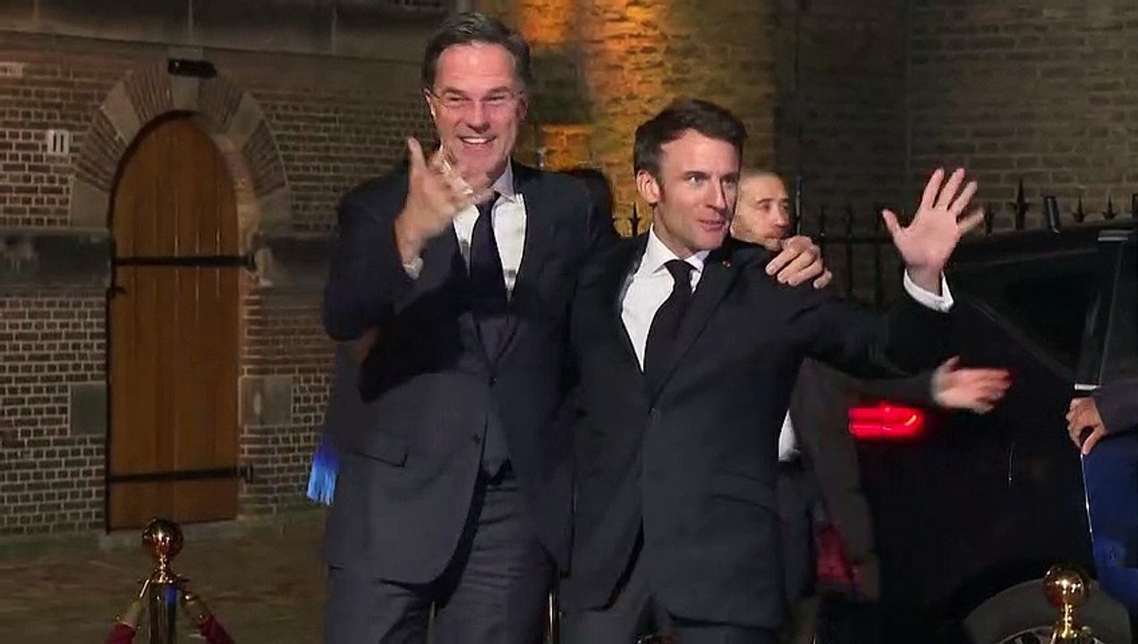 Kampfjets für die Ukraine? Biden sagt „Nein“, Macron „vielleicht“