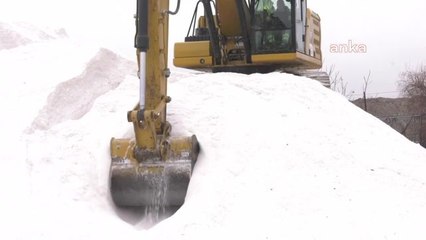 Volkan Gültekin'den Karla Mücadele Açıklaması: "Şu Anda Abb'nin Sorumluluk Alanındaki Tüm Caddeler Açıktır"