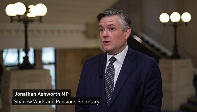 Labour slam govt as IMF report predicts economy will shrink